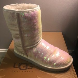 Size 8 I Do UGGs
